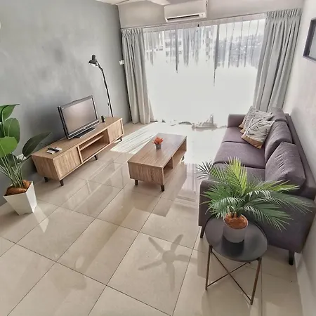 Manhattan Condo 8-11Pax Ipoh Exterior photo